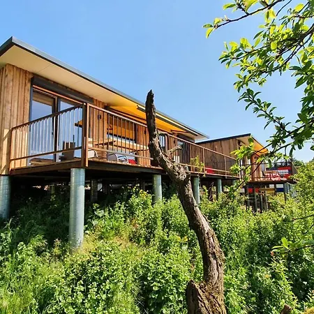 Glueck Homes Holiday home